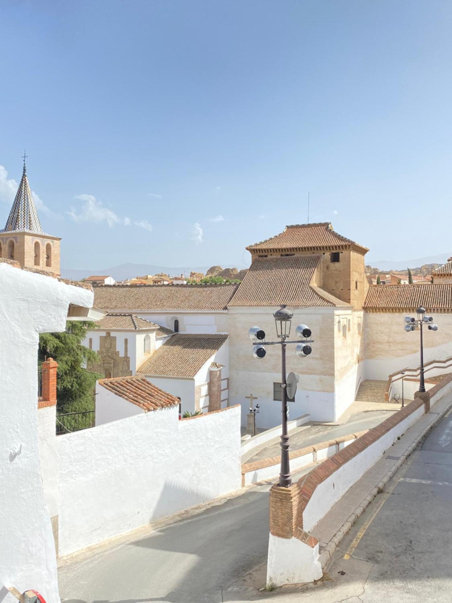 Apartamentos Penaflor Guadix Extérieur photo