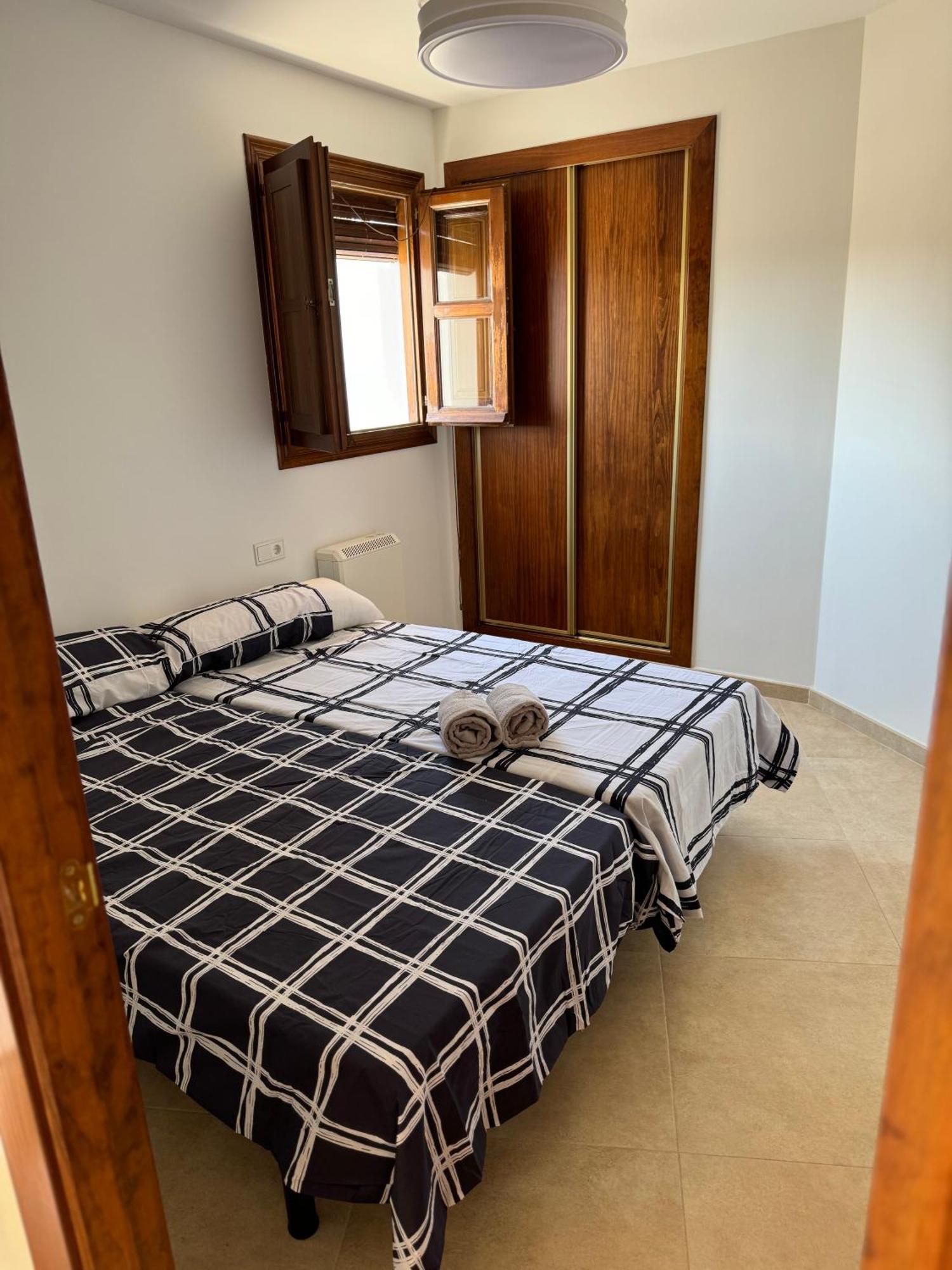 Apartamentos Penaflor Guadix Extérieur photo